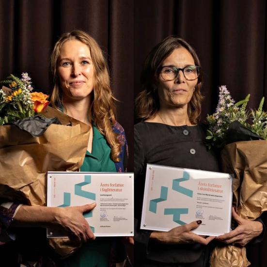 De to vindere af JP litteraturpris med blomster